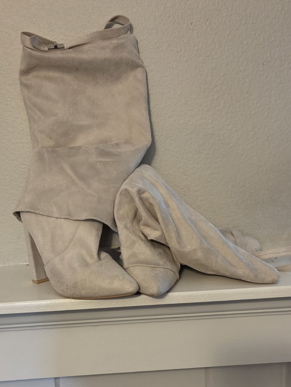 Women's Knee-High Suede Block Heel Boots in Light Beige